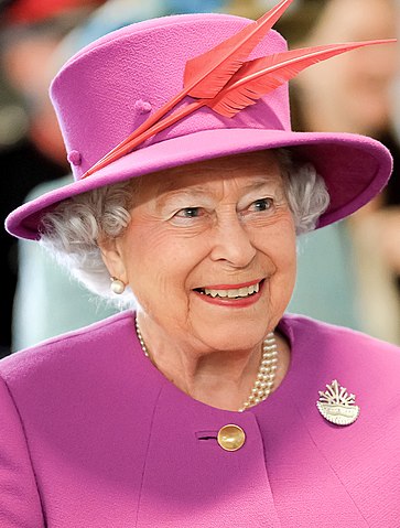 on2-QueenElizabethII1